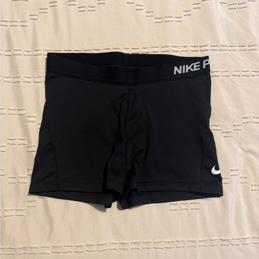 Nike Pro Women’s Black Athletic Shorts